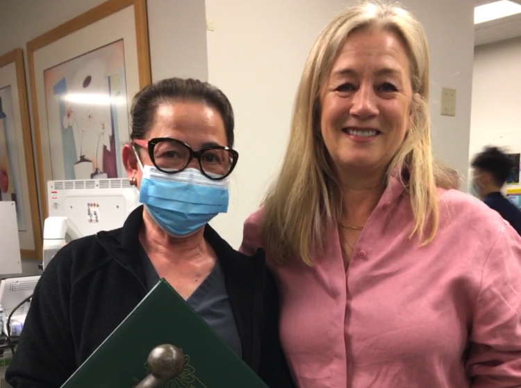 Med/Surg Nurse Receives DAISY Award